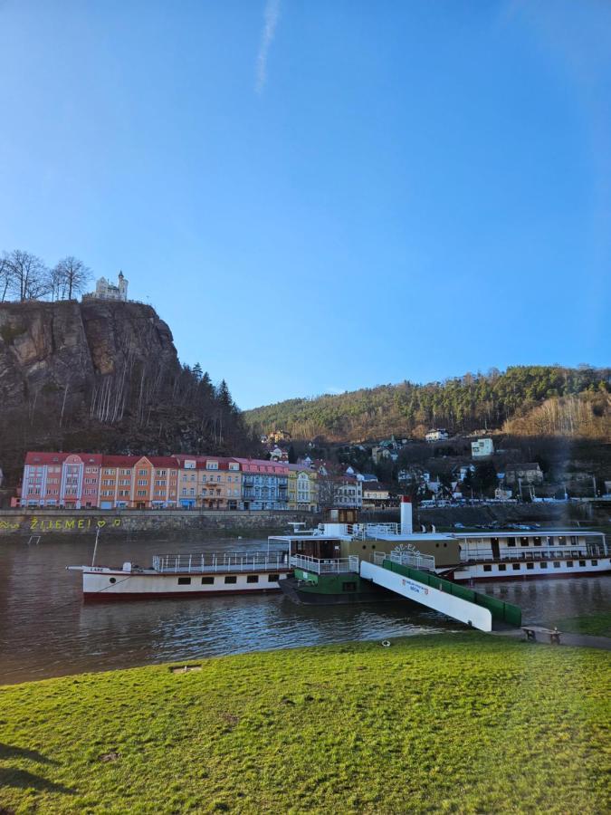 Apartman U Labe Decin Kültér fotó