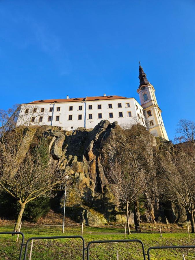 Apartman U Labe Decin Kültér fotó